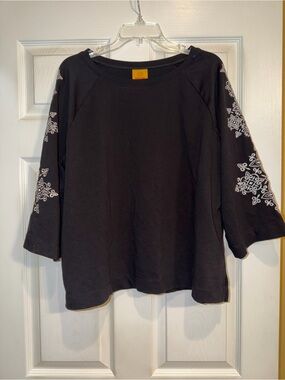 Ruby Rd. Black Sweatshirt with White Embroidered Sleeves